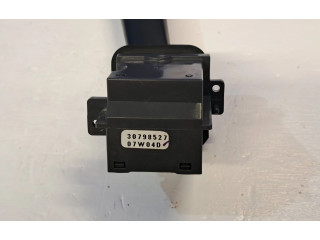 Ручка стеклоочистителей 30798527   Volvo S60