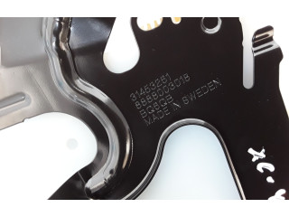 Блок предохранителей 31453185 Volvo XC40