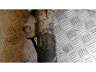 Передний амортизатор