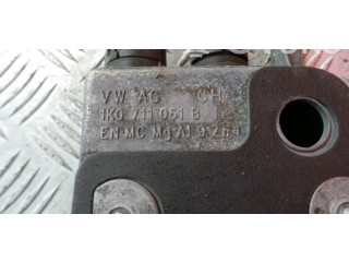 Рычаг переключения передач 3C0711049AE, 1K0711061B   Volkswagen PASSAT B7   для двигателя CAYC