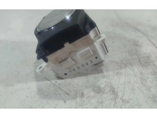 Дисплей       Infiniti G37