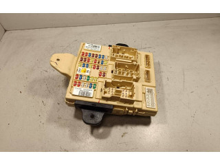 Блок предохранителей 954002P976   KIA Sorento