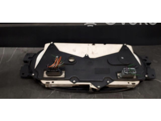 Панель приборов 8200377739   Dacia Logan I       