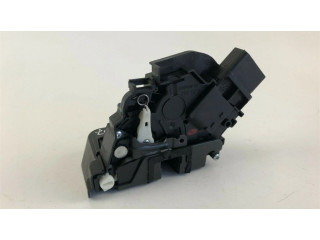 Zámek zadních dveří 4M5AA26413BF, A1307   Ford Focus 2010