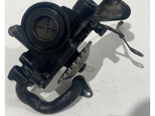 Масляный насос     Audi A6 S6 C5 4B 