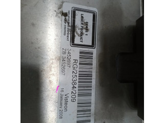 Радио/ проигрыватель CD/DVD / навигация