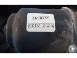 Моторчик дворников 8250A125 Mitsubishi L300, Cosmos