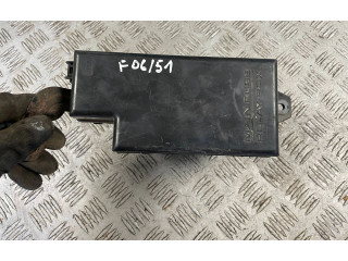 Блок предохранителей MB500100B   Subaru Forester SG    