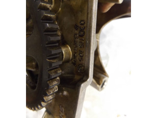 Масляный насос   03D115105G  Skoda Fabia Mk2 (5J) 