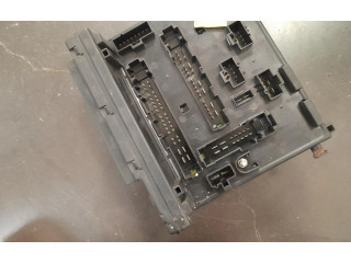 Блок предохранителей Rover Rover