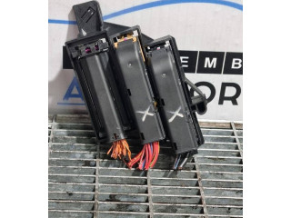 Блок предохранителей 23L231 Audi Q5 SQ5