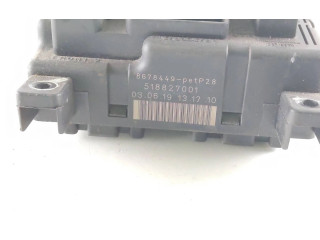 Блок предохранителей 8678449, 518827001   Volvo XC90    