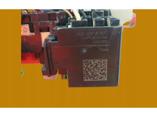 Блок предохранителей 5Q0937615C Skoda Superb B8 (3V)