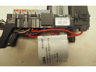 Блок предохранителей  DPN13800159HWB   Volvo V70    