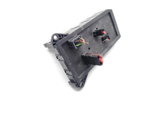 Блок предохранителей A9069006701, A9069013100    Volkswagen Crafter  BJK 