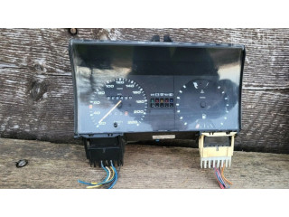 Přístrojová deska Volkswagen Jetta II 1984 191919059