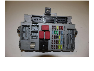 Блок предохранителей 51799306   Fiat Idea    