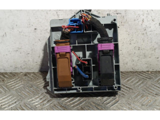 Блок предохранителей 51742419 Alfa Romeo GT