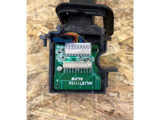 Ручка стеклоочистителей 30768100, 05W52D   Volvo V70