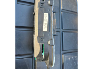 Панель приборов 1U0920811B   Skoda Octavia Mk1 (1U)       