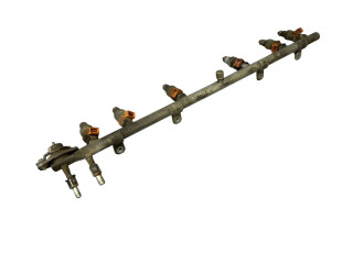 Топливная рампа Jeep Cherokee XJ для двигателя AMC 242 High Output