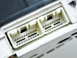 Панель приборов 157510-0390   Mazda MPV II LW       