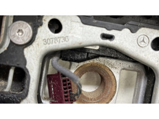 Volant Mercedes-Benz C W205 2015 3078736