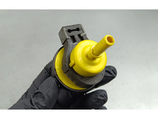 Блок управления V29122964   Dacia Jogger