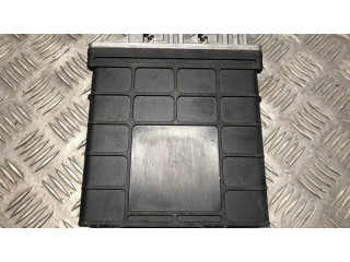 Řídící jednotka 039906024A, 00CH011505 Audi 80 90 S2 B4 1995