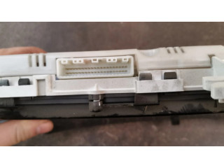 Přístrojová deska Toyota Corolla E120 E130 2006 8380012E10, 2574206300