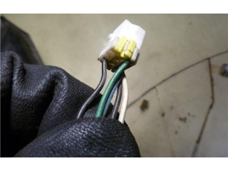 Зеркало электрическое Mitsubishi Montero - года