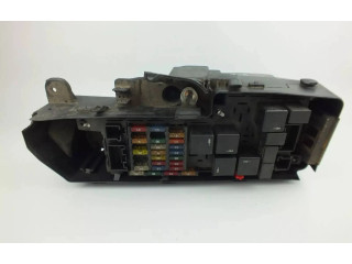 Блок предохранителей  9494210   Volvo XC90    