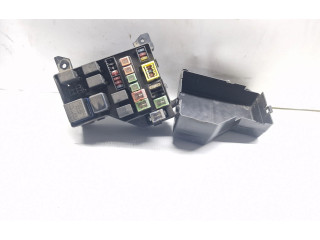 Блок предохранителей MR482517 Mitsubishi Carisma