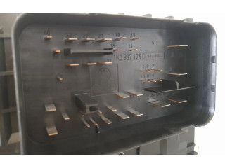 Блок предохранителей 1K0937125D Audi A3 S3 8L