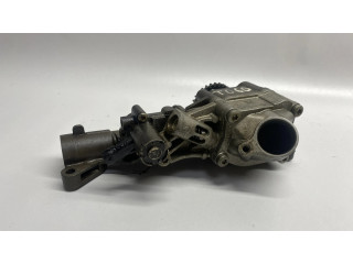 Масляный насос  M 133.980 A1331800201, R2701810501  Mercedes-Benz GLA W156 2.0