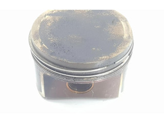 Píst 06B107065N Audi TT Mk1 pro benzínový motor 1.8