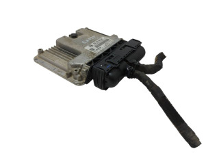 Řídící jednotka 03G906021PH, 03G906021AB   Volkswagen Caddy 2010