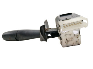 Ручка стеклоочистителей    Renault Trafic I