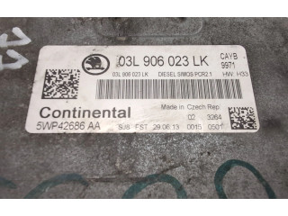 Блок управления двигателя 03L906023LK, 5WP42686AA Skoda Rapid (NH)