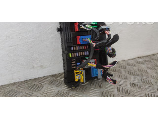 Блок предохранителей 9832881080 Peugeot 2008 II