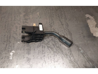 Ручка стеклоочистителей 8D0953503A    Audi A4 S4 B5 8D  ARM 