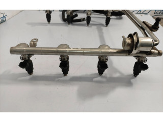 Vstřikovací lišta 077133681AA Audi A8 S8 D3 4E