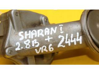 Масляный насос   021115153D  Volkswagen Sharan 