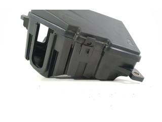 Блок предохранителей 31473770, 31398000 Volvo S60