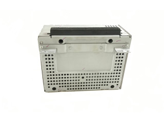 Радио/ проигрыватель CD/DVD / навигация