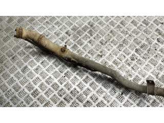 Наливная труба топливного бака