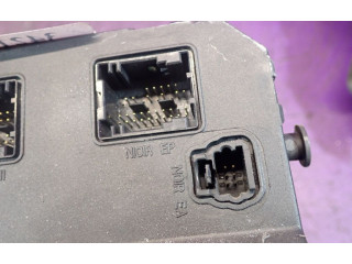 Pojistková skříňka Peugeot 206 CC 2004