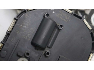 Моторчик дворников 31253518    Volvo S40