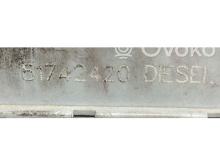 Блок предохранителей 51742420, 51742420 Alfa Romeo GT