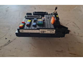 Блок предохранителей 8676391 Volvo XC90